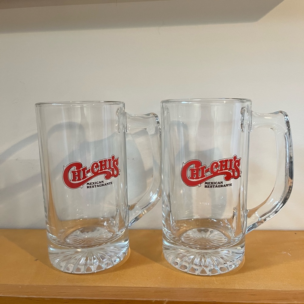 Chi-Chi’s Set of 2 Vintage 12oz. Glass Mugs